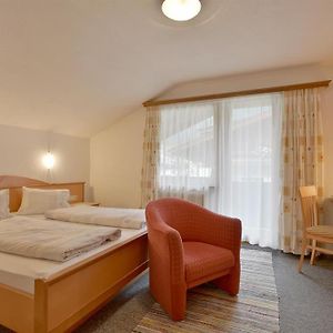 Kamer met een Queen Size Bed